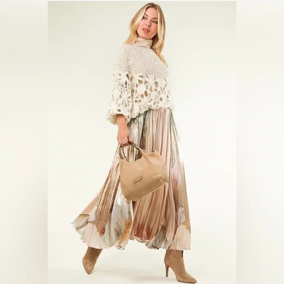 NWT MES DEMOISELLES
Luxe silk pleated skirt Gaditi - Picture 2 of 9